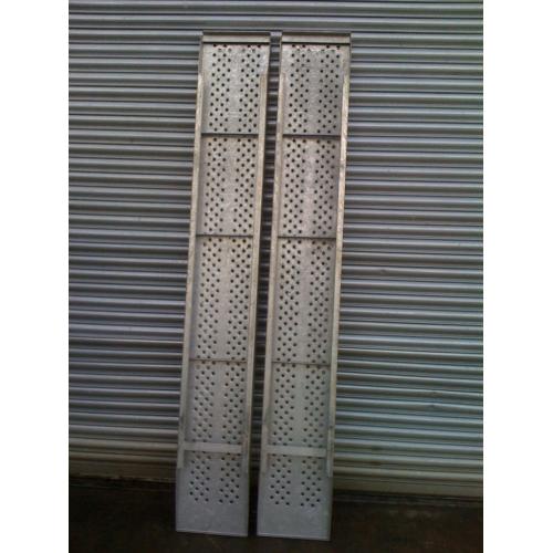 GENUINE Ifor Williams 6ft Trailer Loading Ramps
