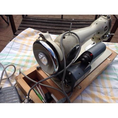 Sewing machone