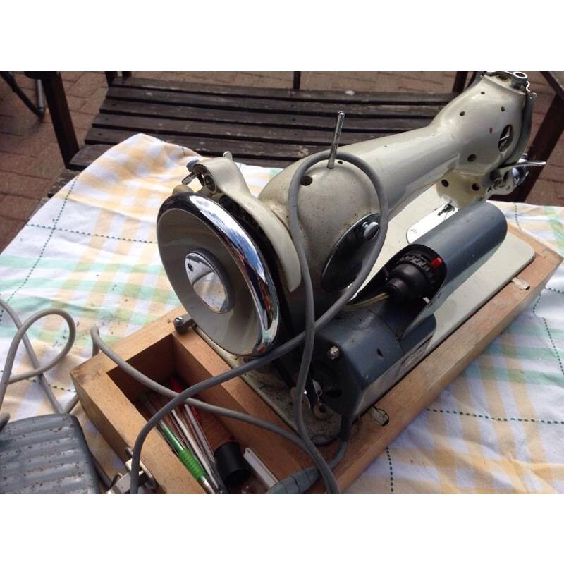 Sewing machone