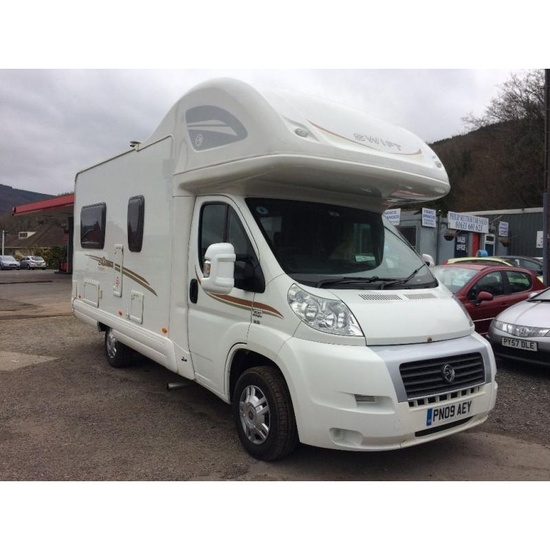 Swift 590RL Suntour 4 Berth