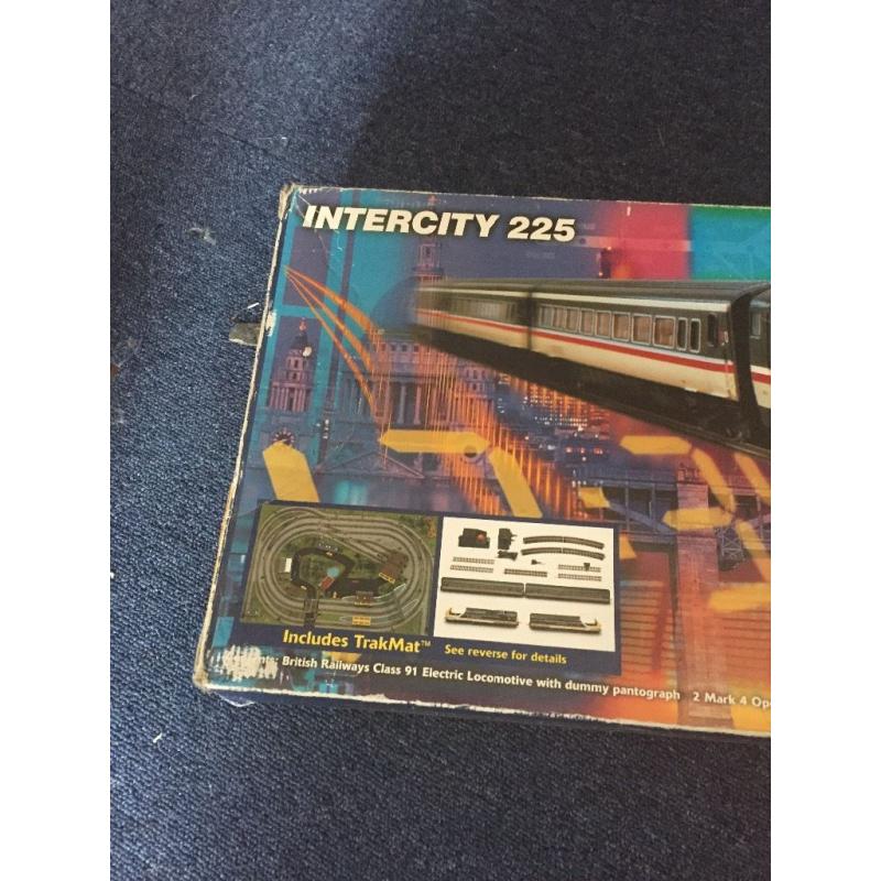 HORNBY INTER CITY 255 TRAIN SET VINTAGE