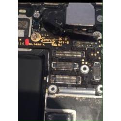 Apple iPhone 6 16gb gold unlocked. Faulty, cracked screen, water damage.