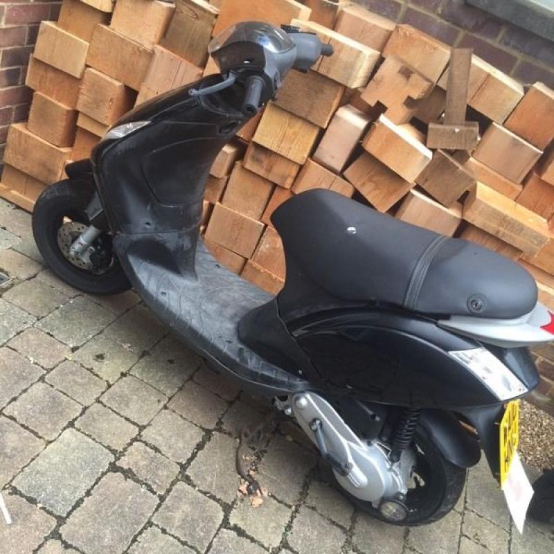 Piaggio zip 50 & Yamaha aerox 100