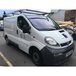 VAUXHALL VIVARO 2700 DI SWB 1.9 DIESEL 6 SPEED MANUAL WHITE PANEL VAN SAME AS TRAFIC PRIMASTAR