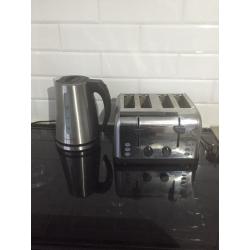 Used kettle & toaster