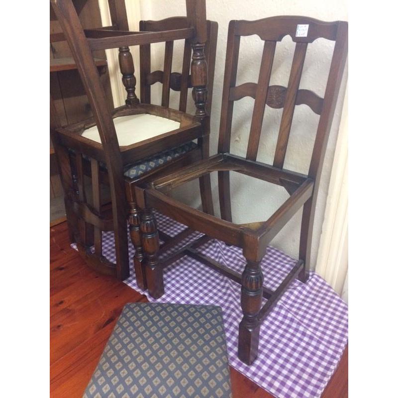 Set of 4 chairs