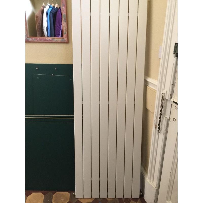 Stylish vertical radiator 180cm x 60cm with valves