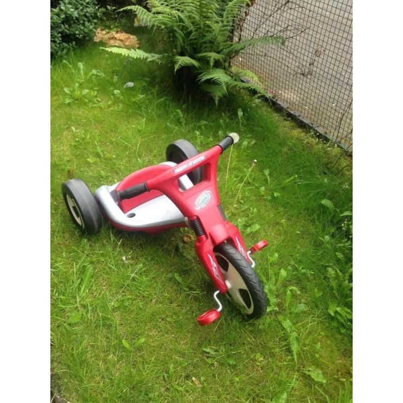 Radio Flyer Twist trike