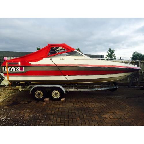 Wellcraft cuddy speed boat. 21ft. Must go by next week.