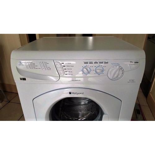 Hotpoint WT540 reviews and prices: Freestanding 7kg capacity washing machine