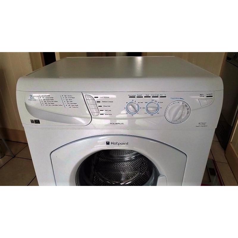 Hotpoint WT540 reviews and prices: Freestanding 7kg capacity washing machine