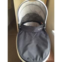 Oyster carry cot and accessories