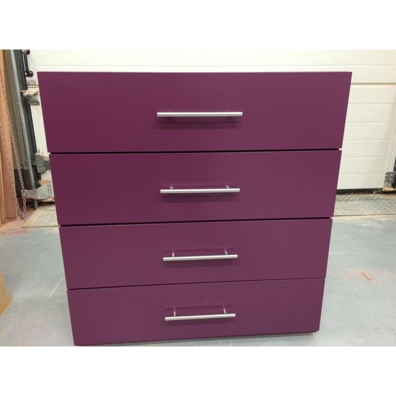 New chest of 4 drawers