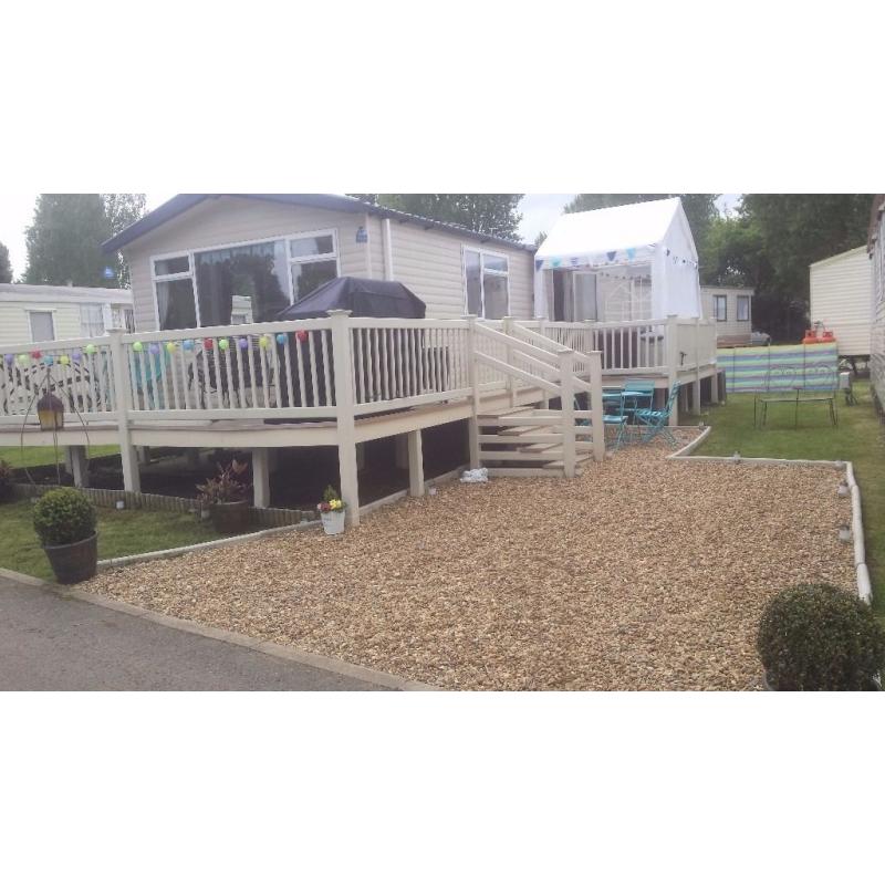 Stunning 3 Bed Static Caravan complete with decking and fully kitted out in St Lawrence, Essex