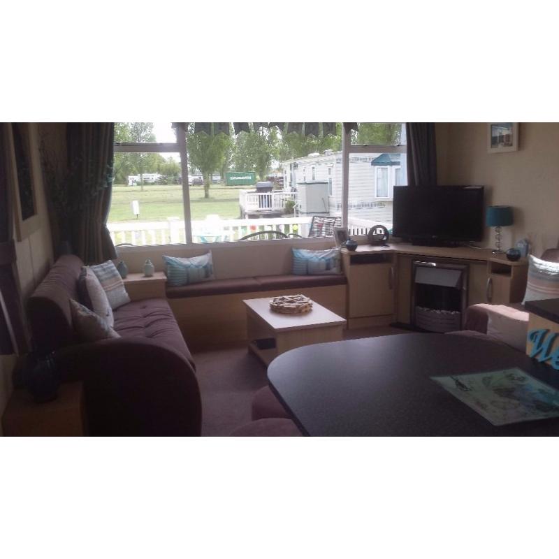 Stunning 3 Bed Static Caravan complete with decking and fully kitted out in St Lawrence, Essex