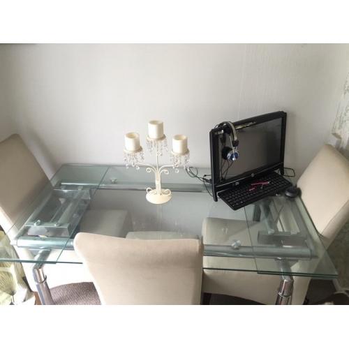 Glass extendable dining table