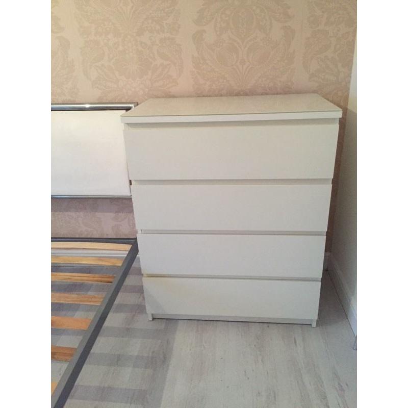 Chrome double bed frame & 2x chest drawers