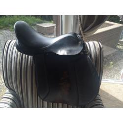 17 " black leather saddle