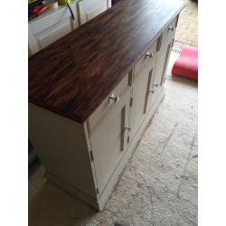 Sideboard