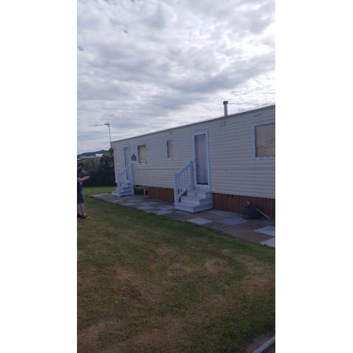 Site caravan in towyn