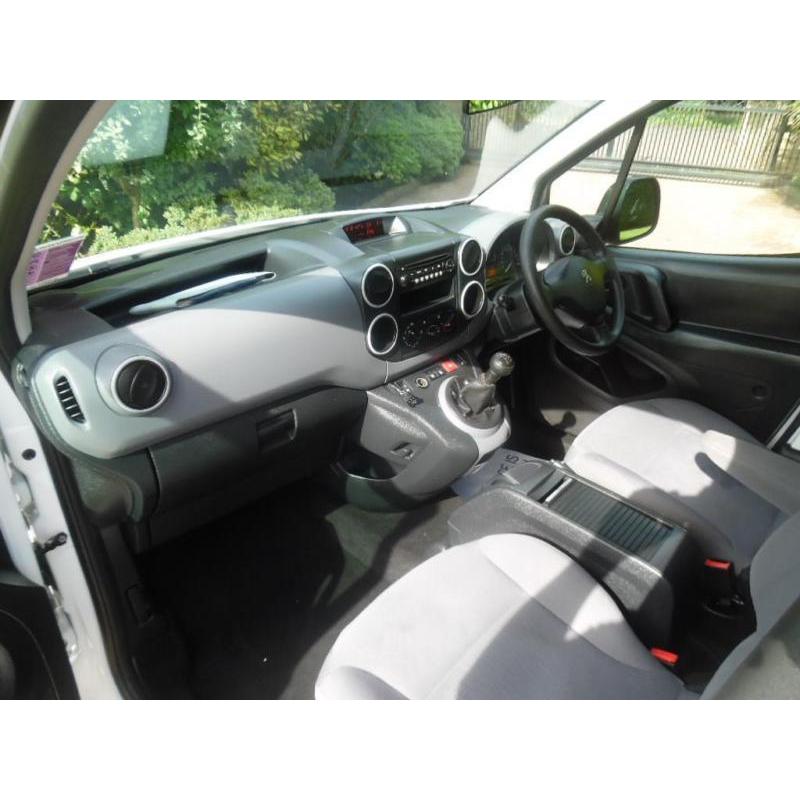 2013/63 Peugeot Partner S L2 1.6HDi LWB 5 SEAT CREW VAN