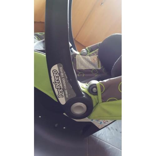 Baby car seat and its Isofix base for 0-9 months baby
