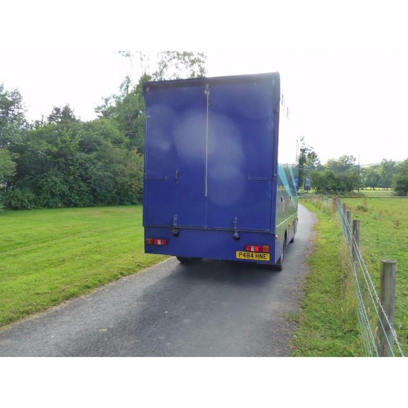 Leyland DAF 45/150 Turbo P reg 7.5 tonne Horsebox