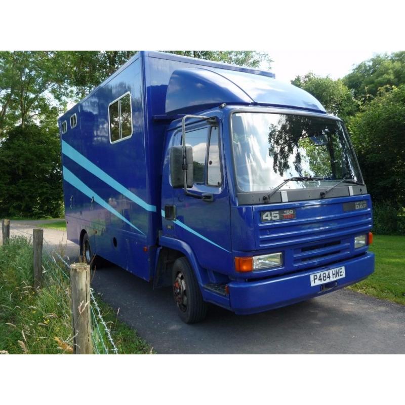 Leyland DAF 45/150 Turbo P reg 7.5 tonne Horsebox