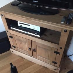 Solid Pine wooden TV Stand Cabinet