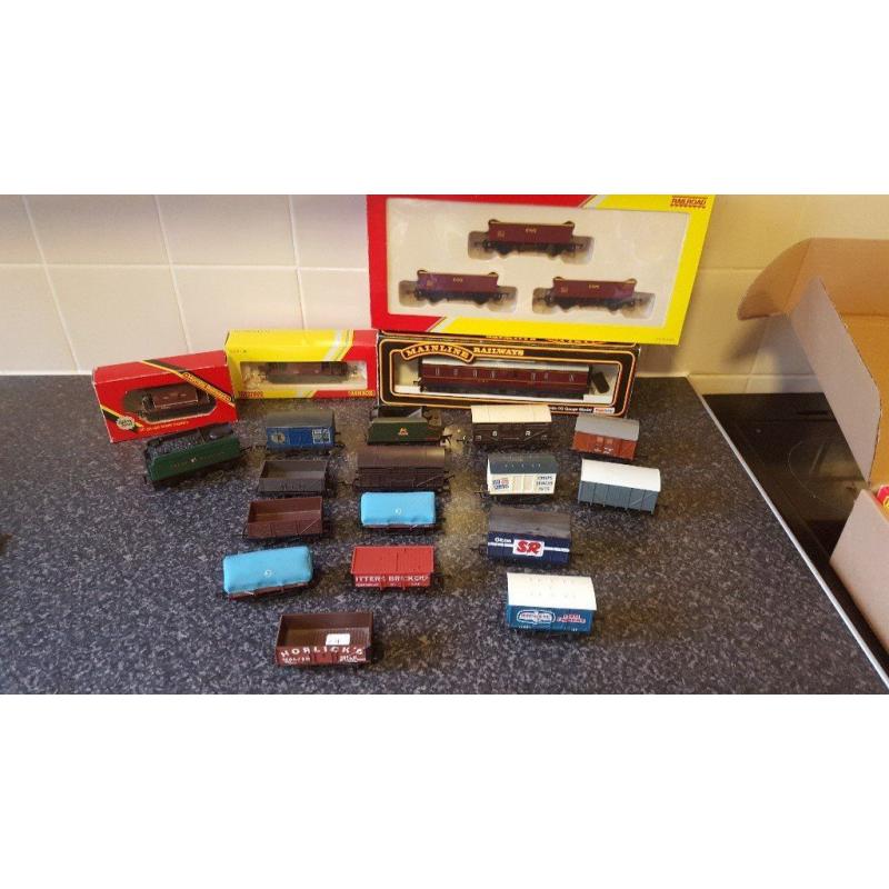 ther is 9 engines and 51 cars and vans