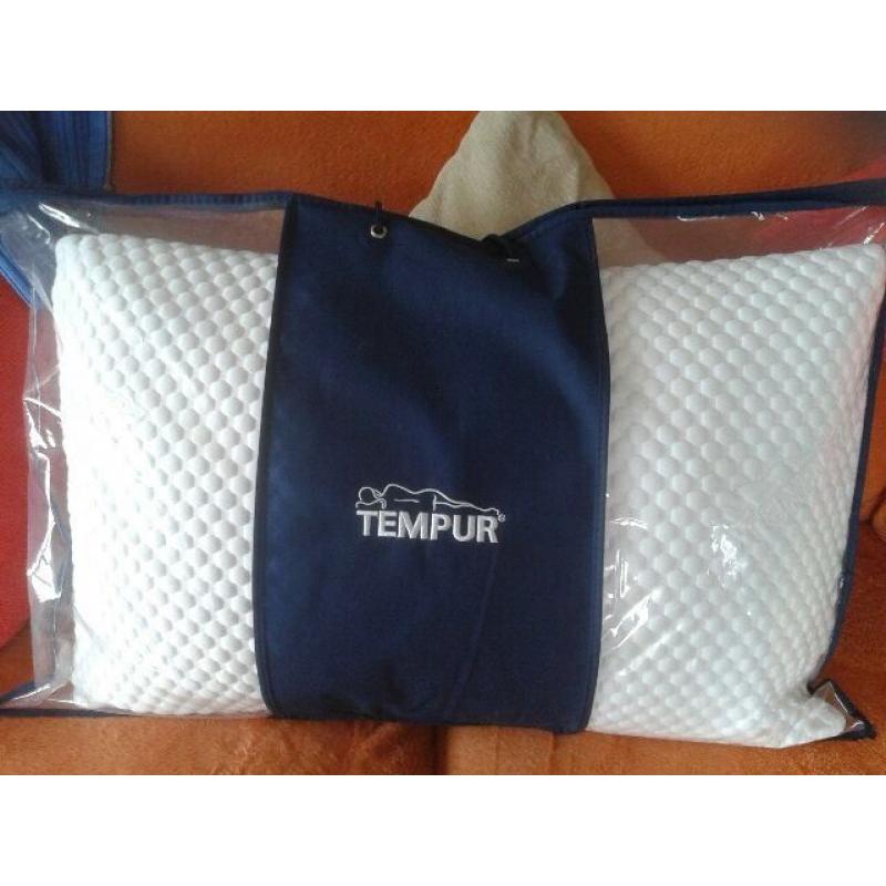 Brand new tempur pillow