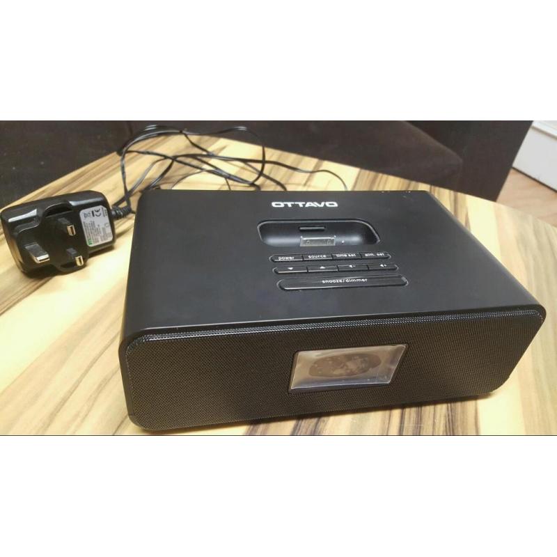 iPod docking station