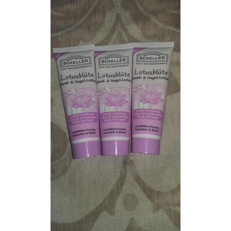 Dr Scheller mini hand and nail cream *natural organic lotus flower*