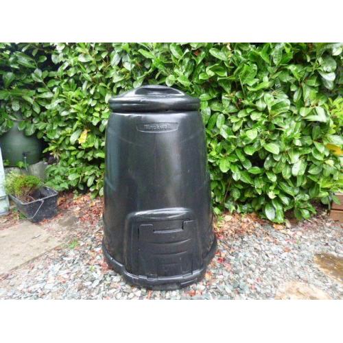 BLACKWELL COMPOST BIN ( c/w lid & Hatch)