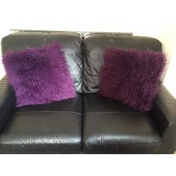 Purple colour match full length curtains (229cm drop) with 2 matching fluffy cushion