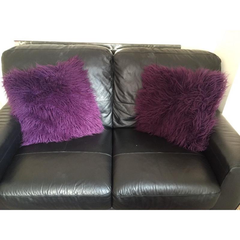 Purple colour match full length curtains (229cm drop) with 2 matching fluffy cushion