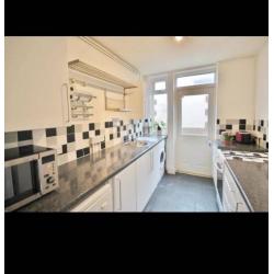 LOVELY BIG DOUBLE ROOM TO RENT
