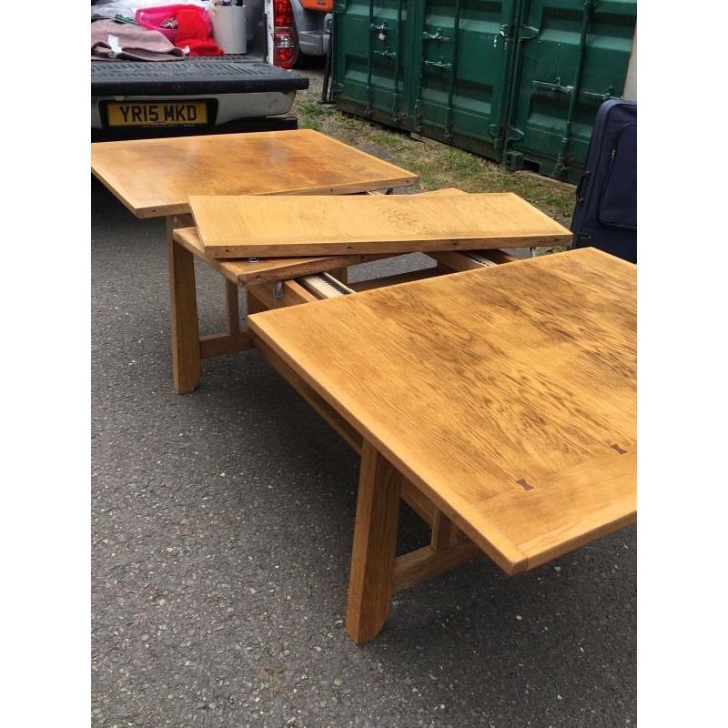 Oak dining table and 6 chairs
