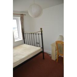 Double room In stratford FREE GYM AND SAUNA