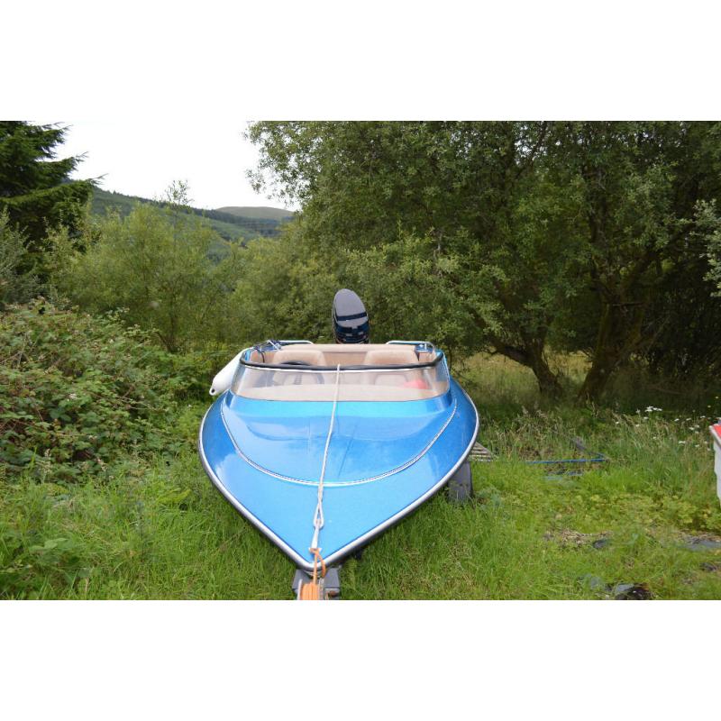 Simm Super Vee speed boat