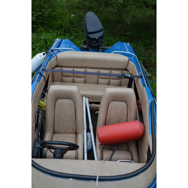 Simm Super Vee speed boat