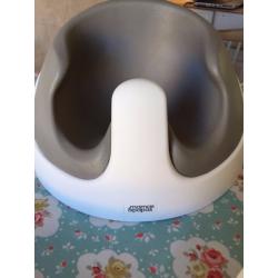 Mamas and Papas Baby Snug and Tray Putty (White and Beige)