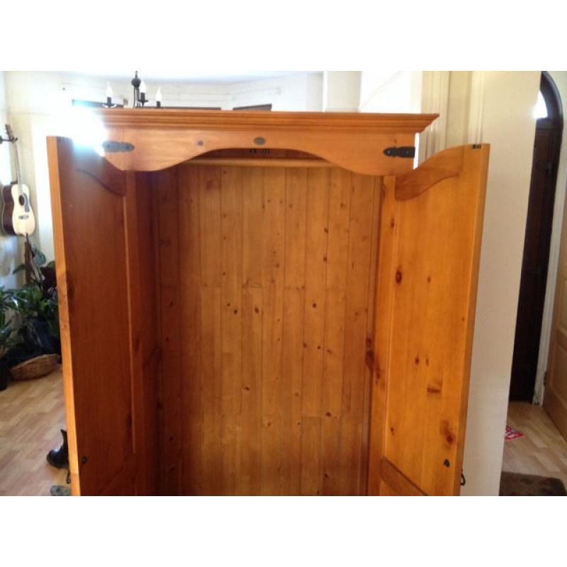 Classic Retro Real Wood Wardrobe