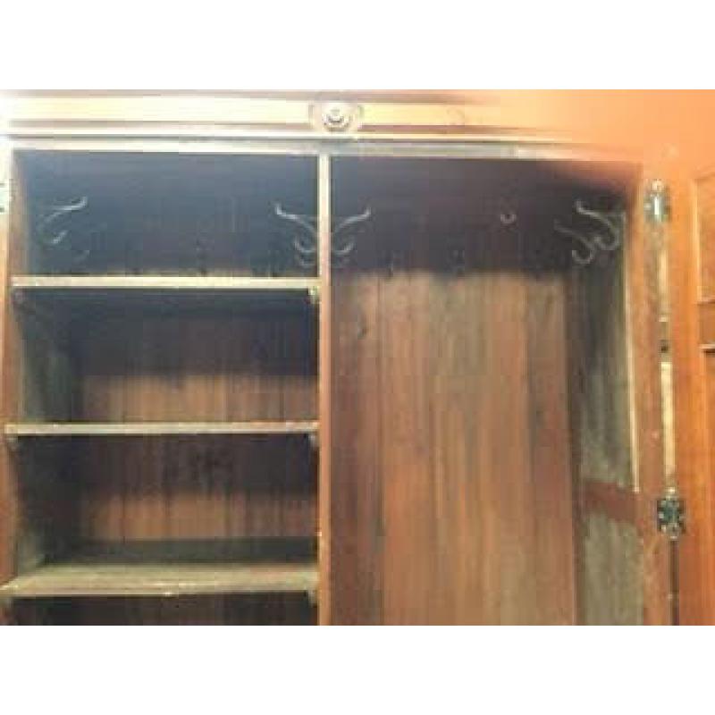 Antique/Vintage Walnut Bedroom Suite (Four Piece)