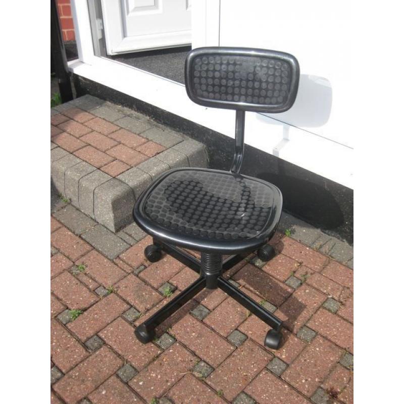 Desk Chair - Free