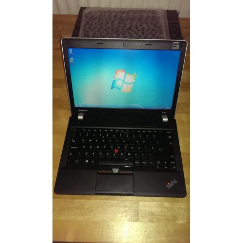 Laptop **REDUCED** Lenovo Thinkpad Edge E335 Complete In Excellent / Perfect condition Light weight