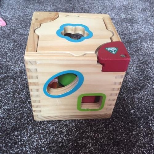 ELC shape sorter