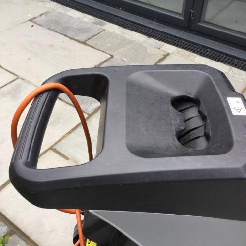 Electric garden shredder