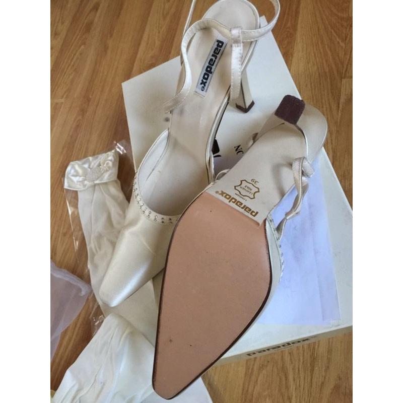 Wedding shoes gloves prom bridal acessories