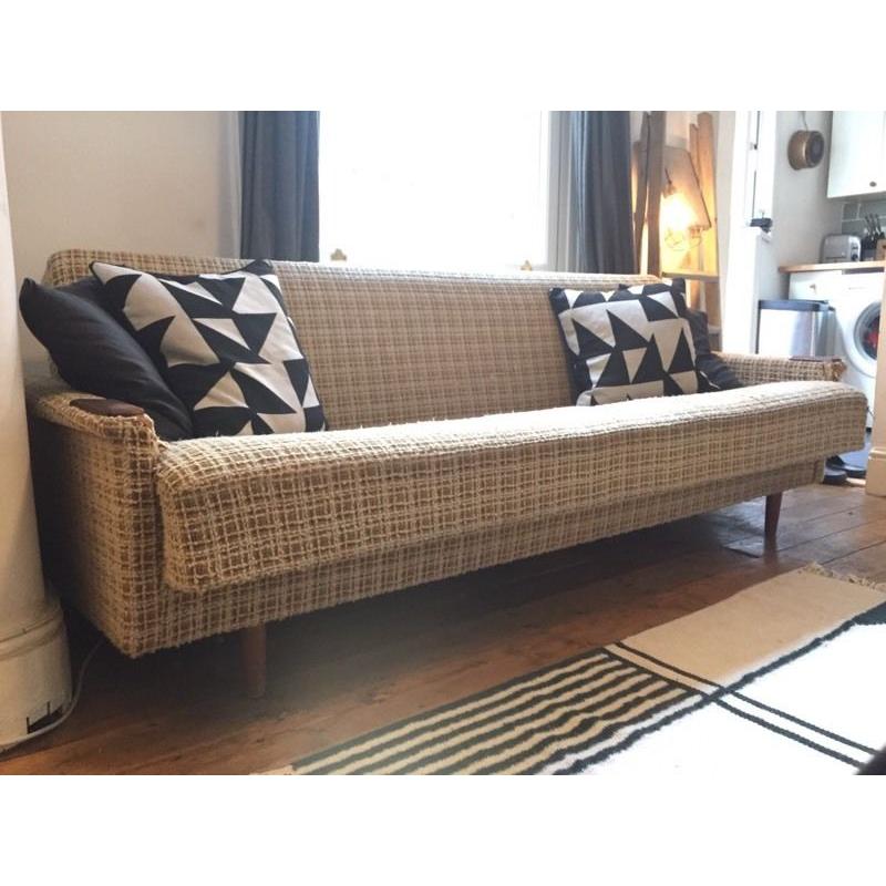 MID-CENTURY MODERN DANISH SOFA BED - VINTAGE RETRO